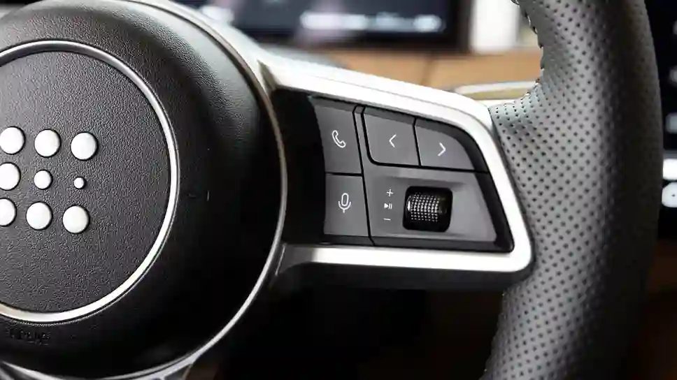 Новость EVOLUTE (Будь последовательным: EVOLUTE i‑SPACE в цепи дагестанских гор)