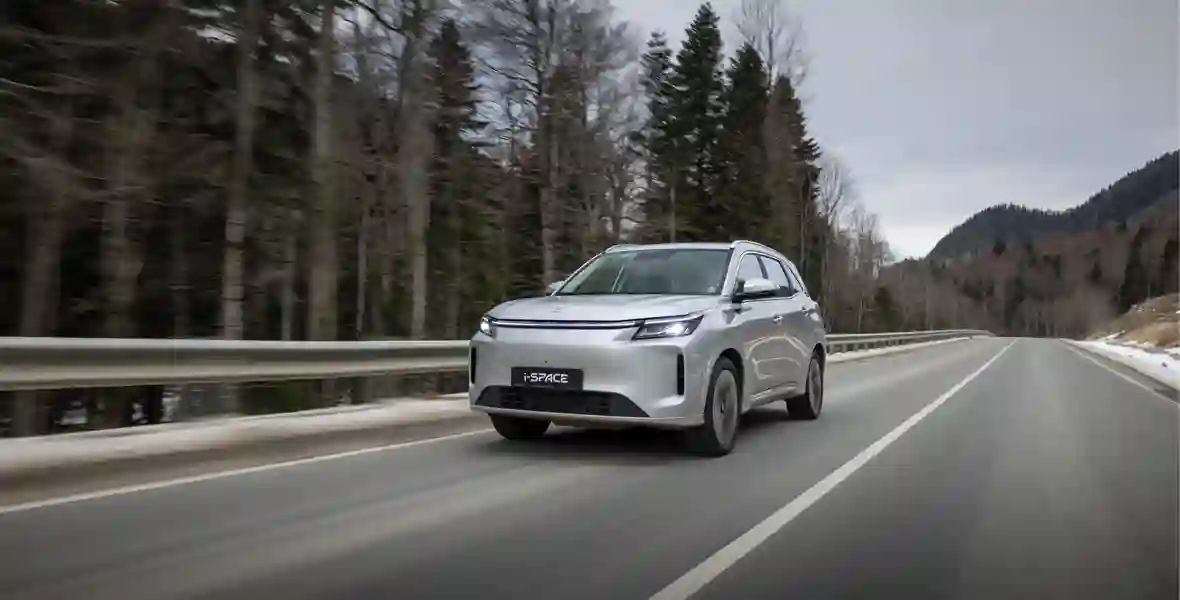 Новость EVOLUTE (Тест-драйв российского «гибрида» EVOLUTE&nbsp;i‑SPACE: теперь и с полным приводом)